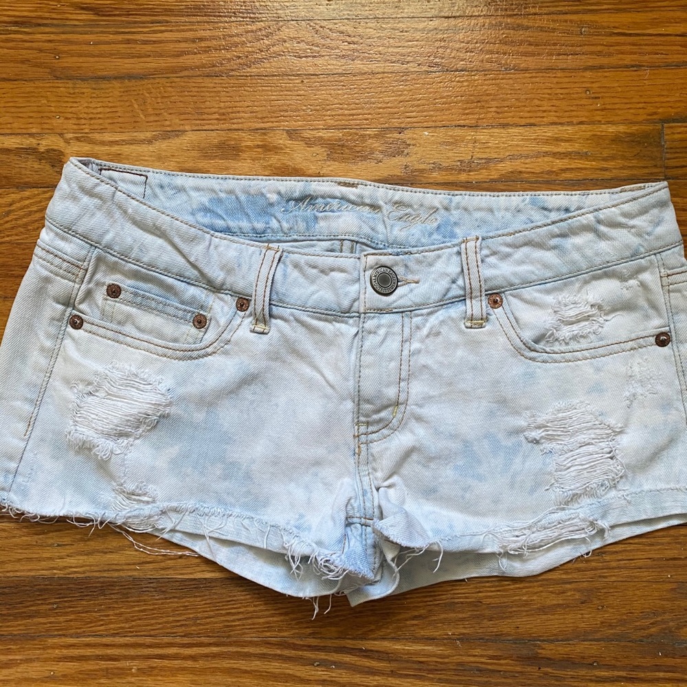 🌴 AE acid wash shorts